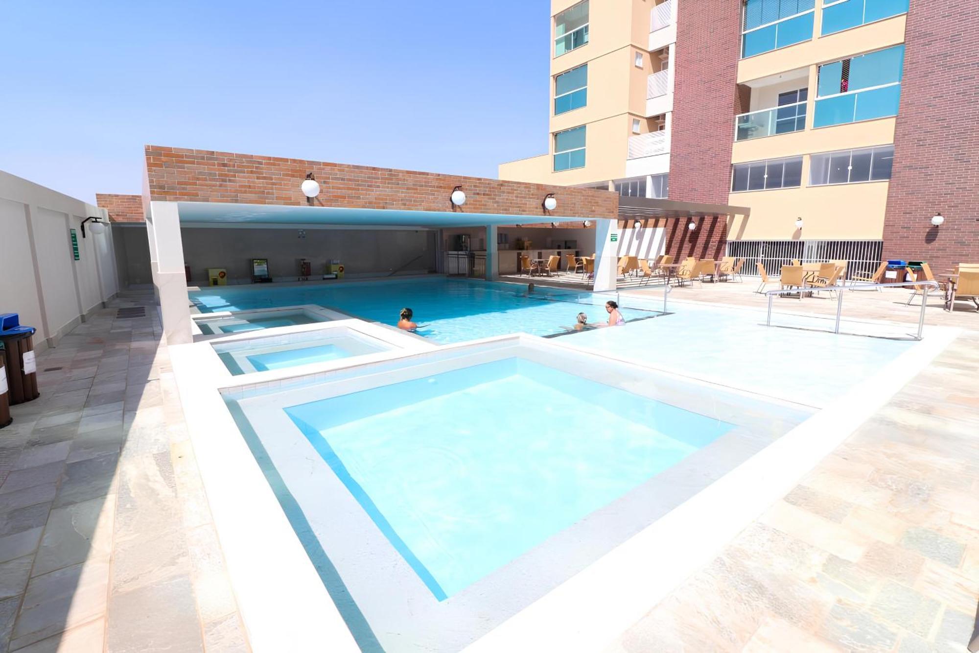 Piazza Diroma Com Acesso Ao Acqua Park Apartment Caldas Novas Ngoại thất bức ảnh