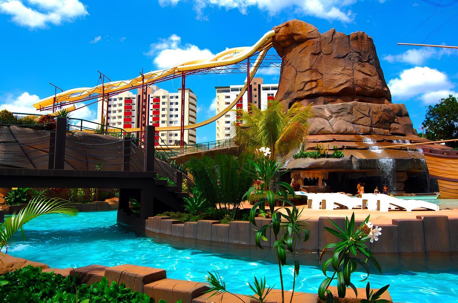 Piazza Diroma Com Acesso Ao Acqua Park Apartment Caldas Novas Ngoại thất bức ảnh